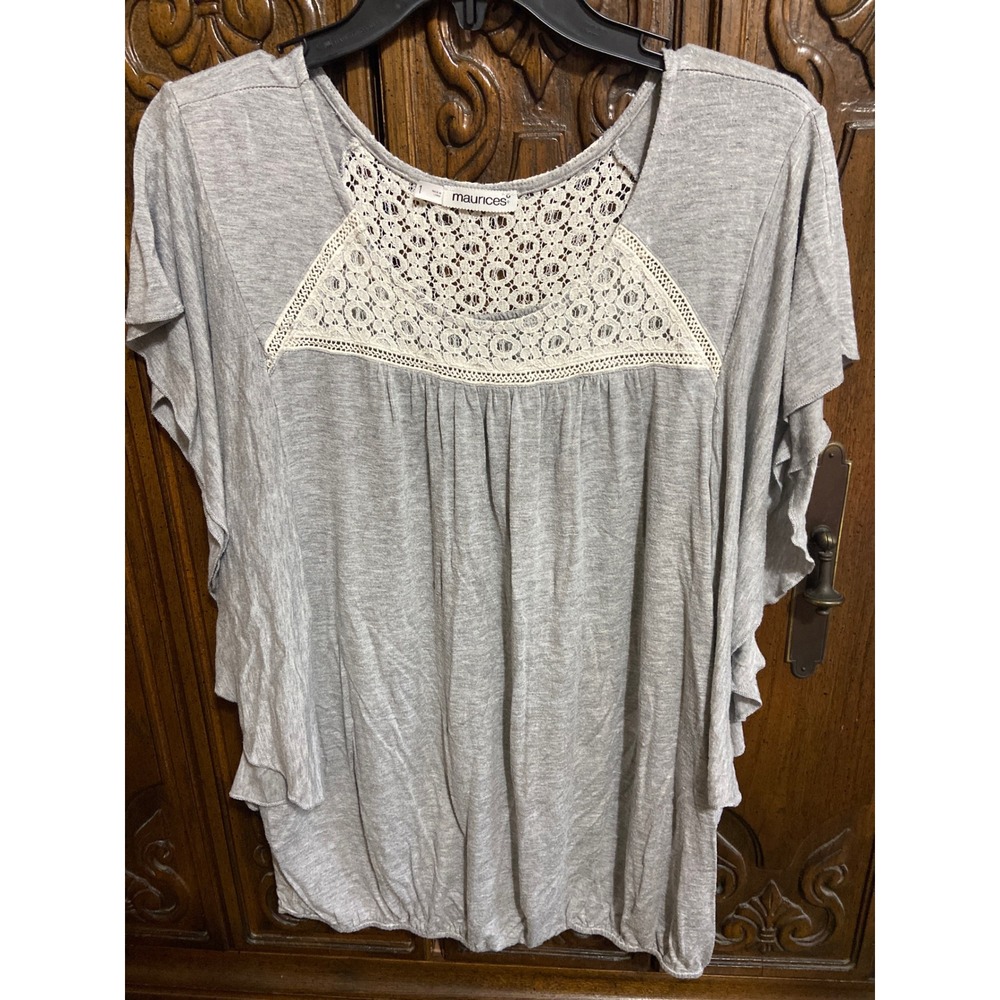 Maurices Womens Plus Size 1 Grey Crochet Lace Yoke Flutter Sleeve Bubble Hem Top